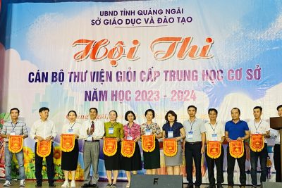 TRƯỜNG THCS LONG SƠN VINH DỰ ĐẠI DIỆN CHO ĐƠN VỊ PGD HUYỆN MINH LONG THAM GIA HỘI THI CÁN BỘ THƯ VIỆN GIỎI